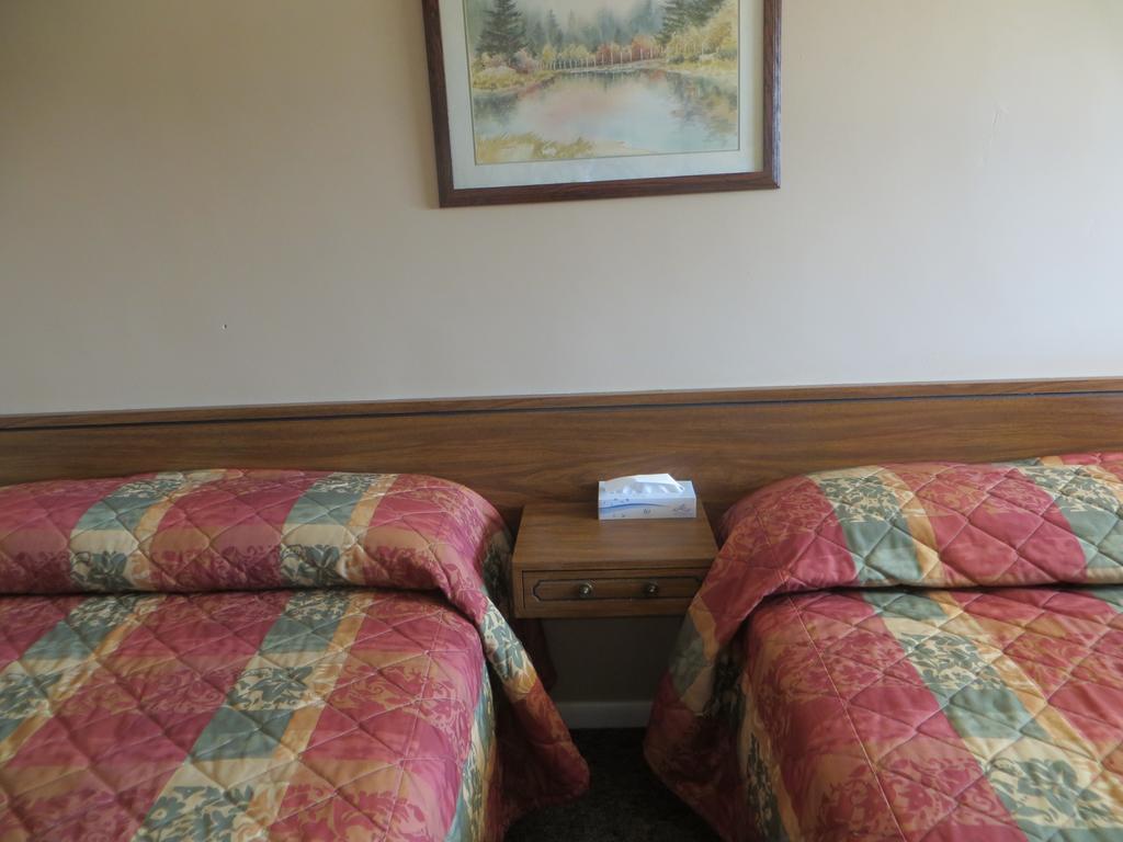 Capri Motel Скотсблафф Номер фото
